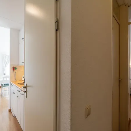 Apartment In By The Sea