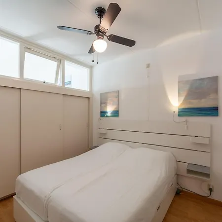 In By The Sea Apartment *
