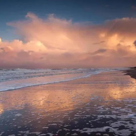 In By The Sea Apartament