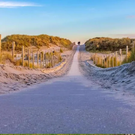 In By The Sea * Julianadorp