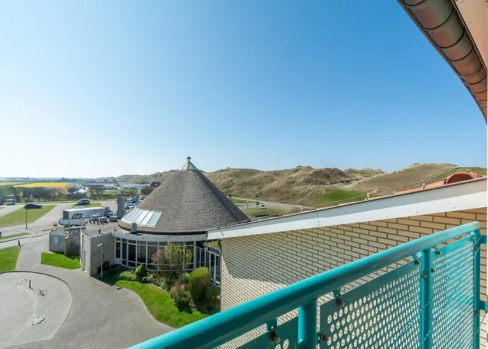 In By The Sea * 줄리아나도르프