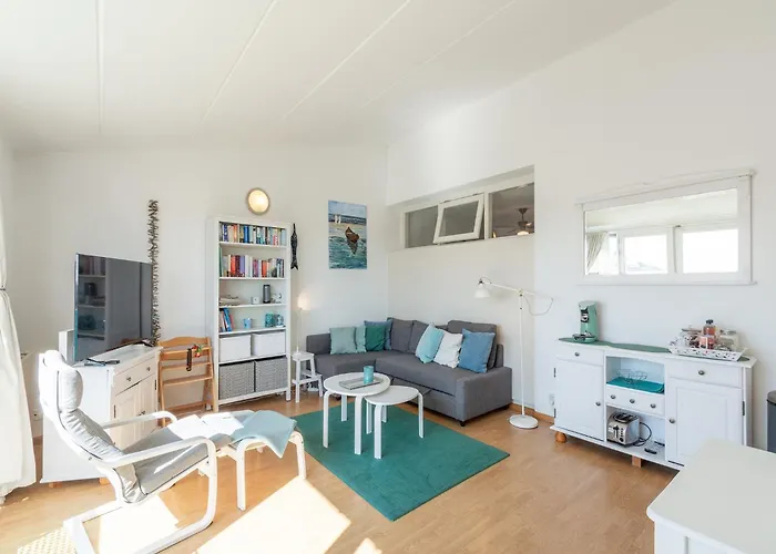 In By The Sea 아파트