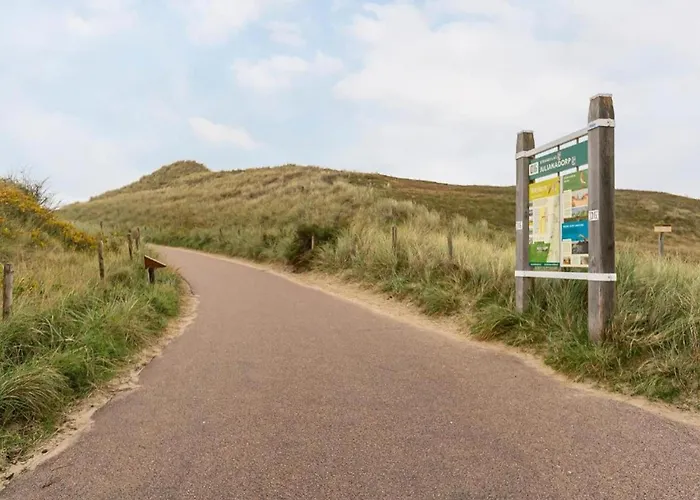 In By The Sea 公寓